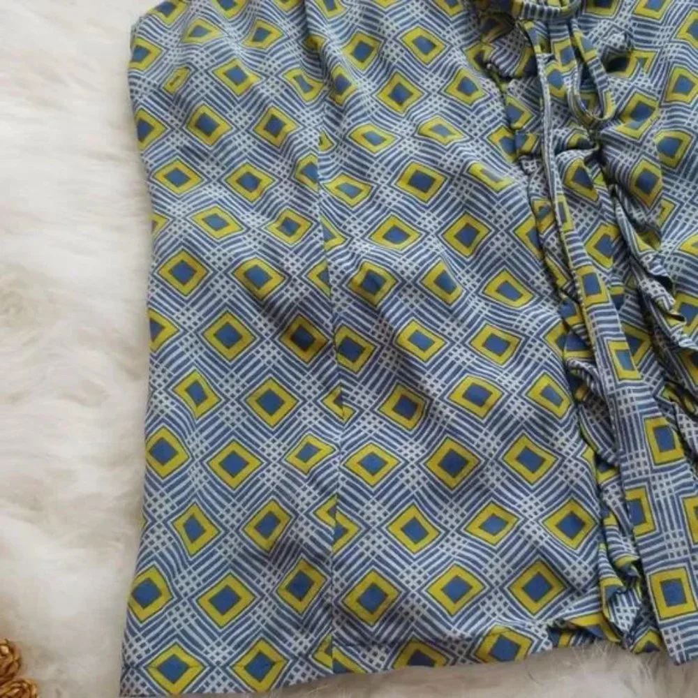 Fossil Geometric Sleeveless Ruffle Button Tie Up Shell Tank Top Size Small - Picture 5 of 7